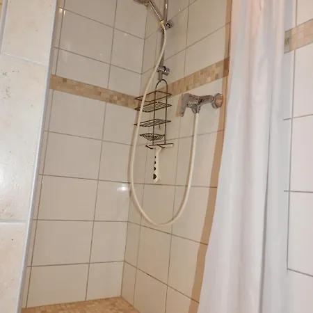 Traumferienwohnung Mit Terrasse Gt Eg Apartment